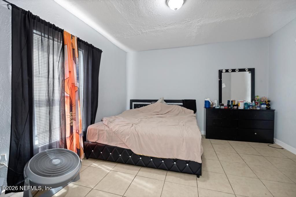 5210 Dodge Road, Jacksonville, FL 32209 Photo