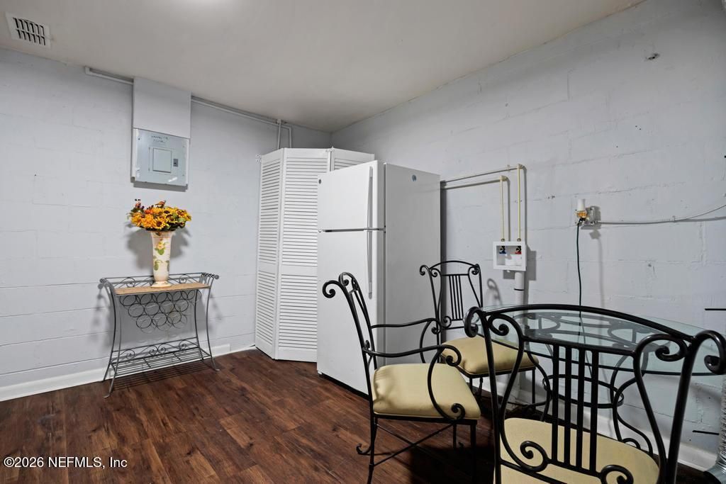 5210 Dodge Road, Jacksonville, FL 32209 Photo