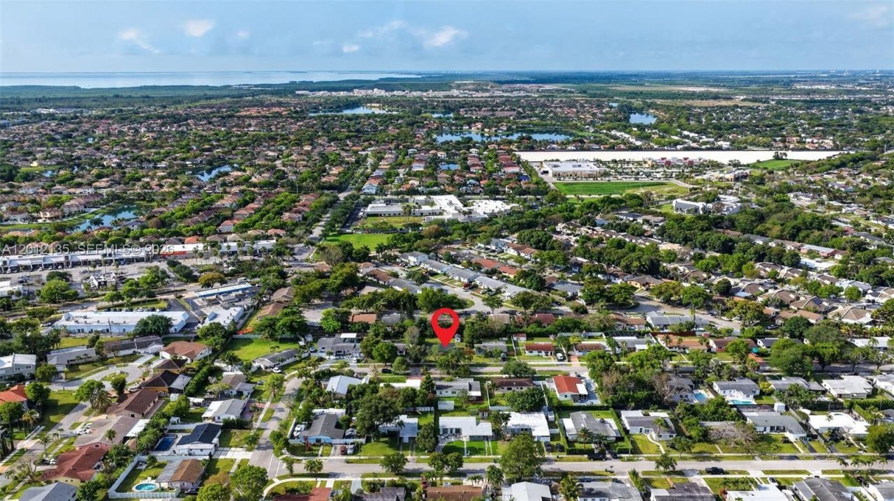 9240 Marine Dr, Cutler Bay, FL 33189 Photo