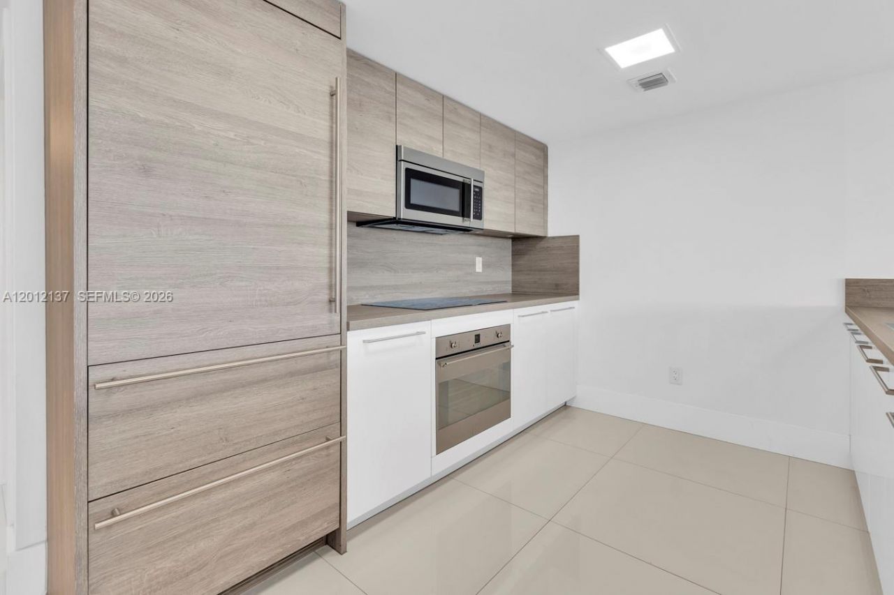 400 Sunny Isles Blvd, Unit 1903, Sunny Isles Beach, FL 33160 Photo