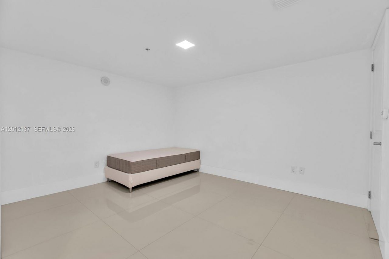 400 Sunny Isles Blvd, Unit 1903, Sunny Isles Beach, FL 33160 Photo
