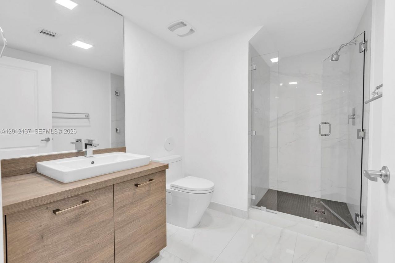 400 Sunny Isles Blvd, Unit 1903, Sunny Isles Beach, FL 33160 Photo