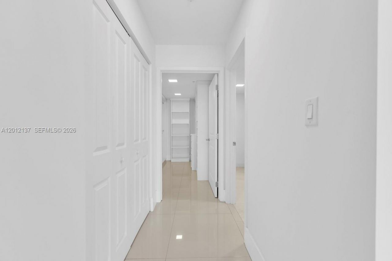 400 Sunny Isles Blvd, Unit 1903, Sunny Isles Beach, FL 33160 Photo