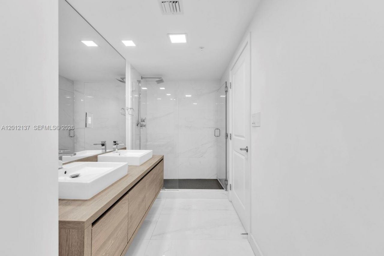 400 Sunny Isles Blvd, Unit 1903, Sunny Isles Beach, FL 33160 Photo