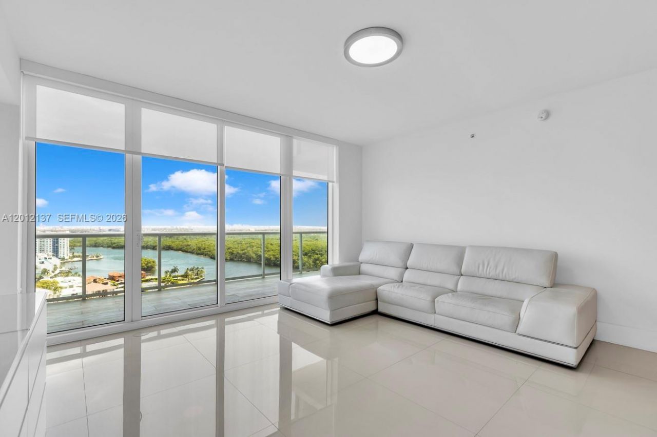 400 Sunny Isles Blvd, Unit 1903, Sunny Isles Beach, FL 33160 Photo