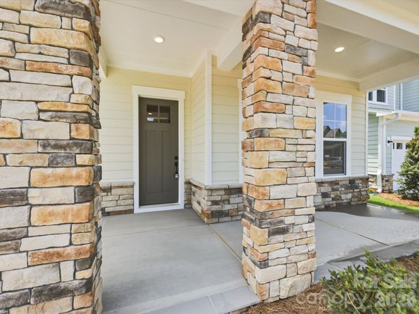 16024 Cloud Nine Court, Matthews, NC 28105