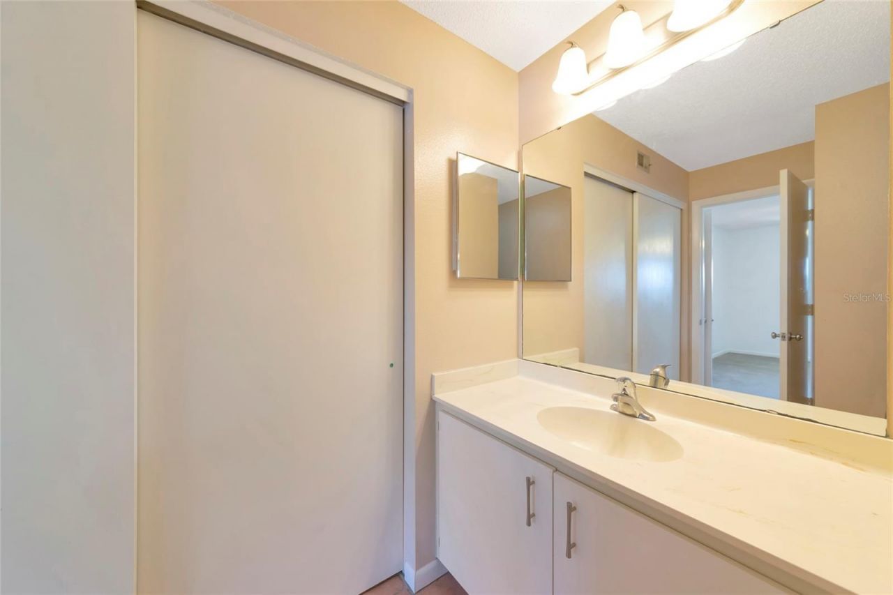 6033 34th Street W, Unit 58, Bradenton, FL 34210 Photo