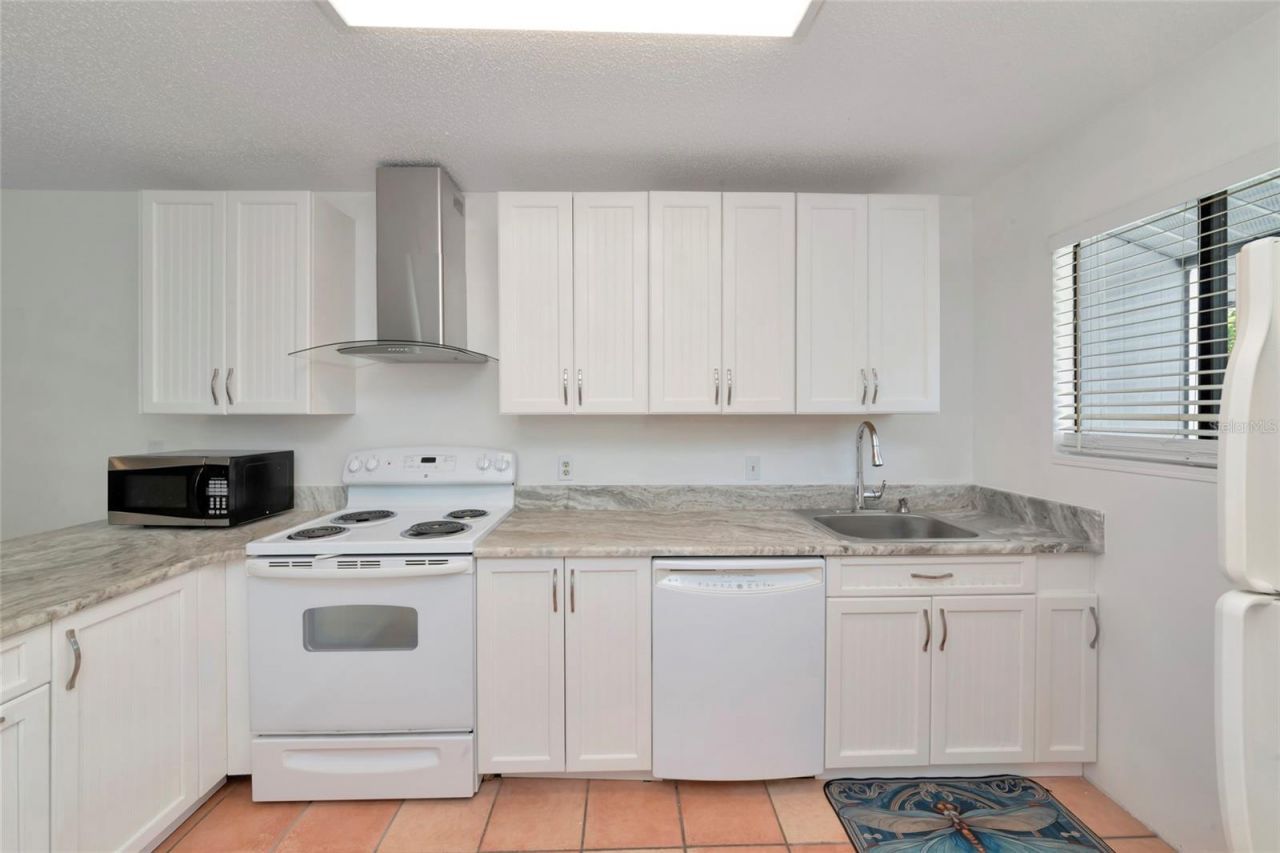 6033 34th Street W, Unit 58, Bradenton, FL 34210 Photo