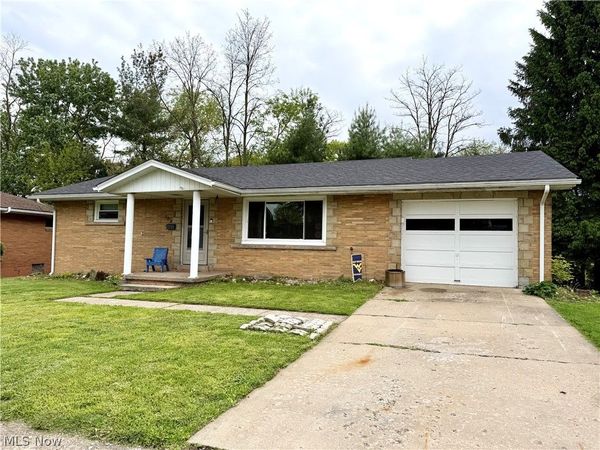 3918 Hanlin Way , Weirton, WV 26062