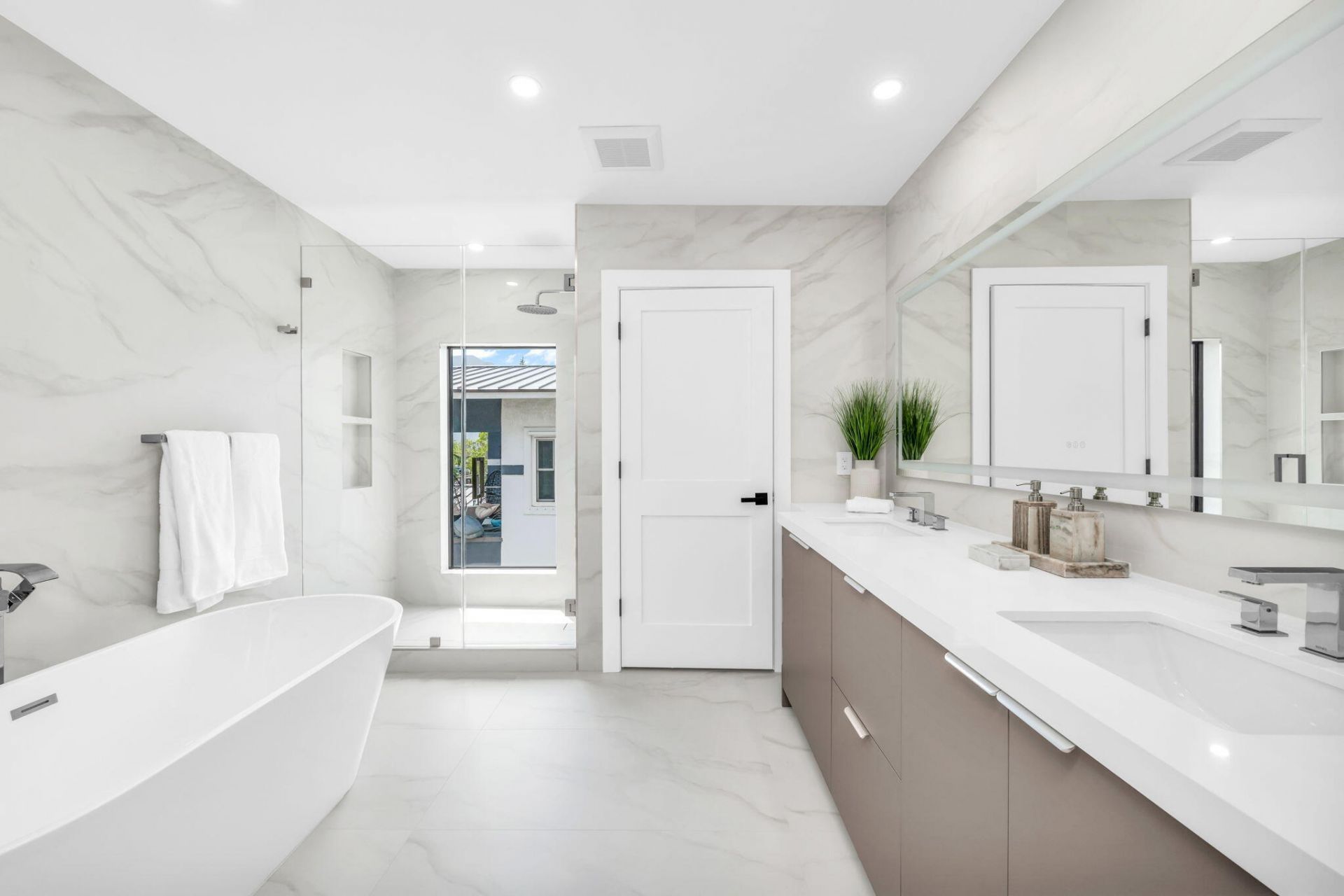 3225 Canal Drive, Pompano Beach, FL 33062 Photo