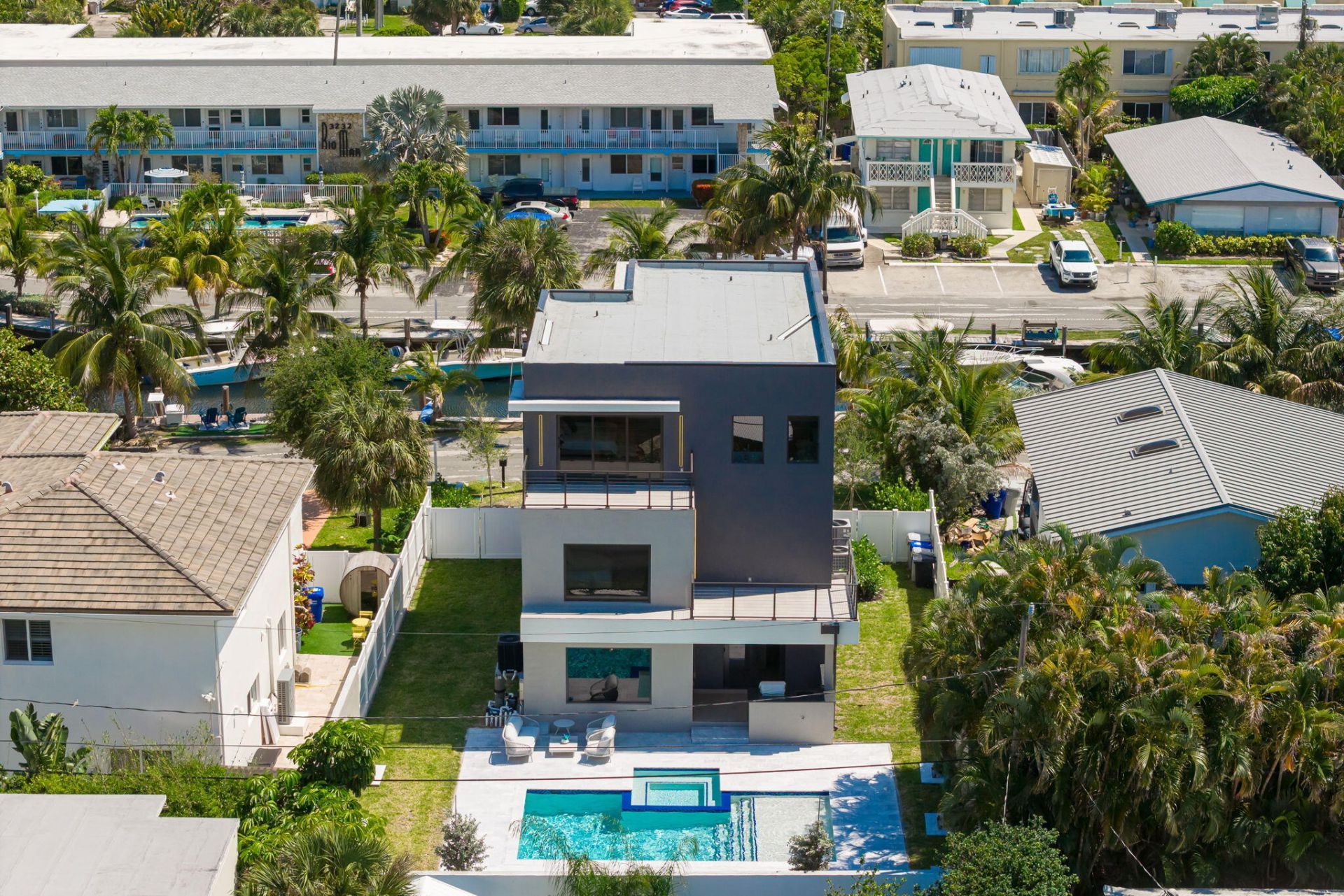 3225 Canal Drive, Pompano Beach, FL 33062 Photo