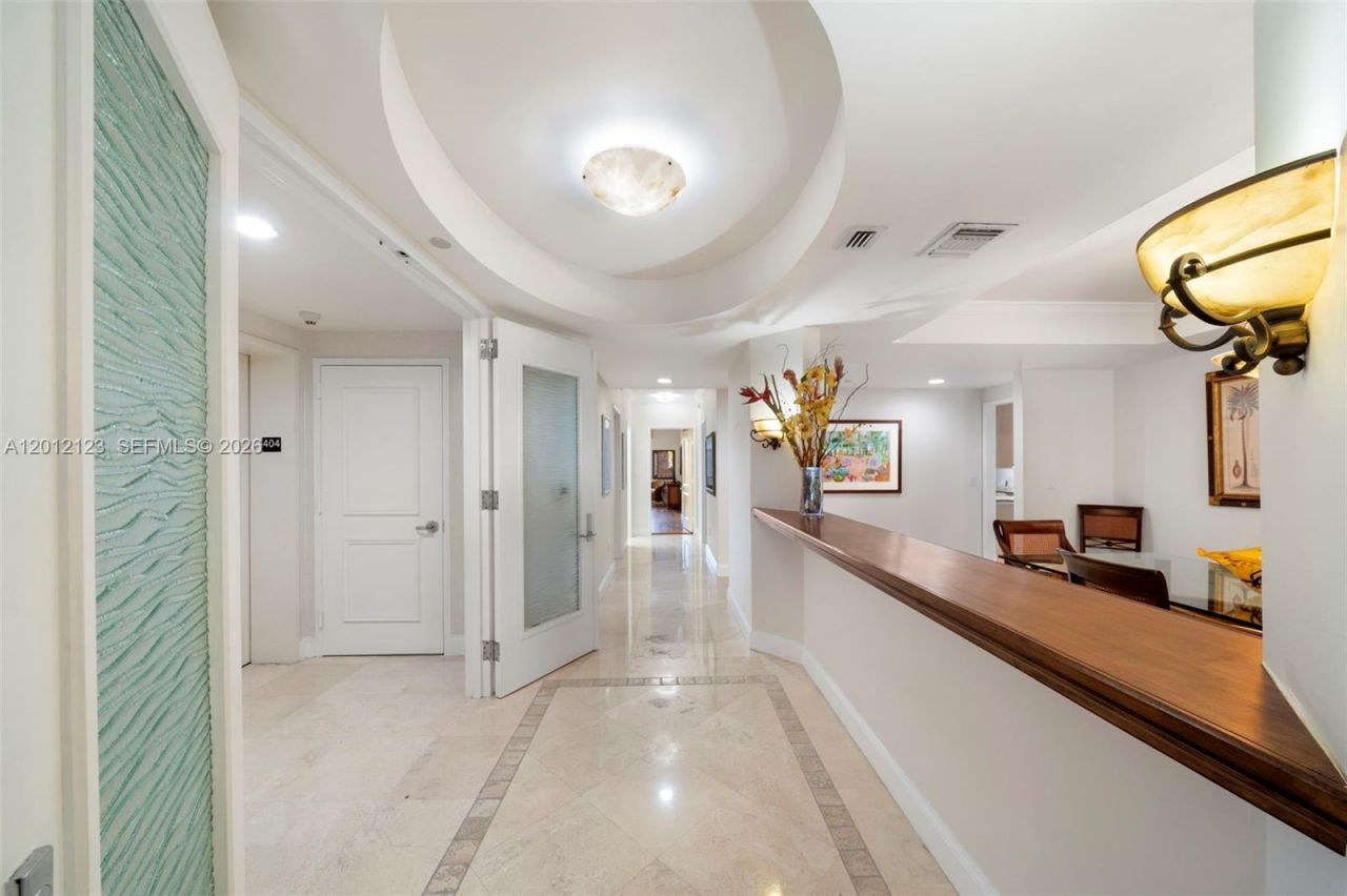 791 Crandon Blvd , Unit 404, Key Biscayne, FL 33149 Photo