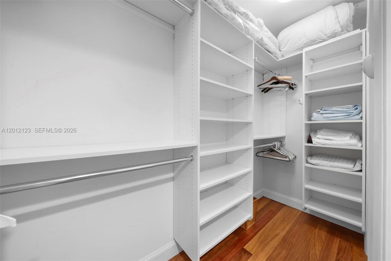 791 Crandon Blvd , Unit 404, Key Biscayne, FL 33149 Photo