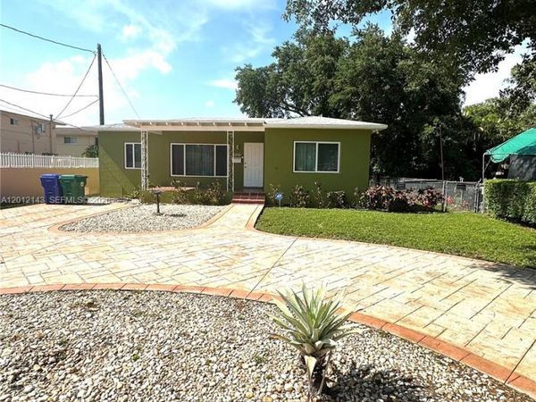 5651 NW 3rd St, Miami, FL 33126