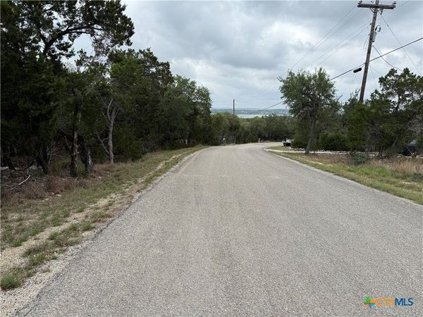 1085 KEYSTONE , Canyon Lake, TX 78133