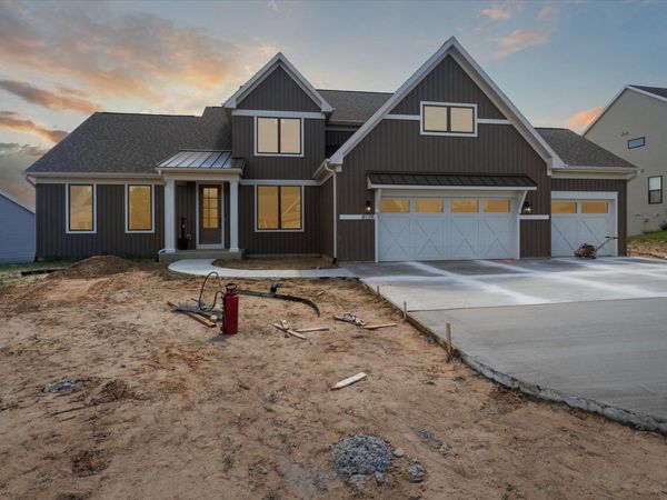 7943 Turning Stone, Kalamazoo, MI 49009
