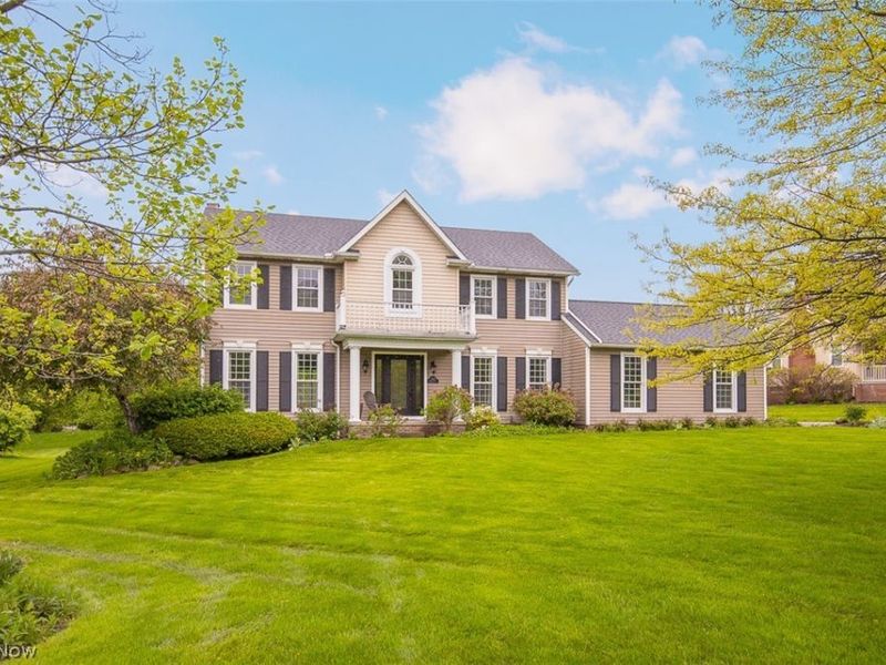 7528 Lakedge Court, Hudson, OH 44236 Photo 1