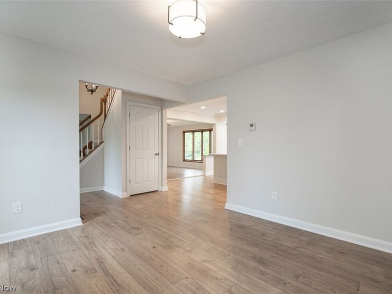 7528 Lakedge Court, Hudson, OH 44236 Photo 4