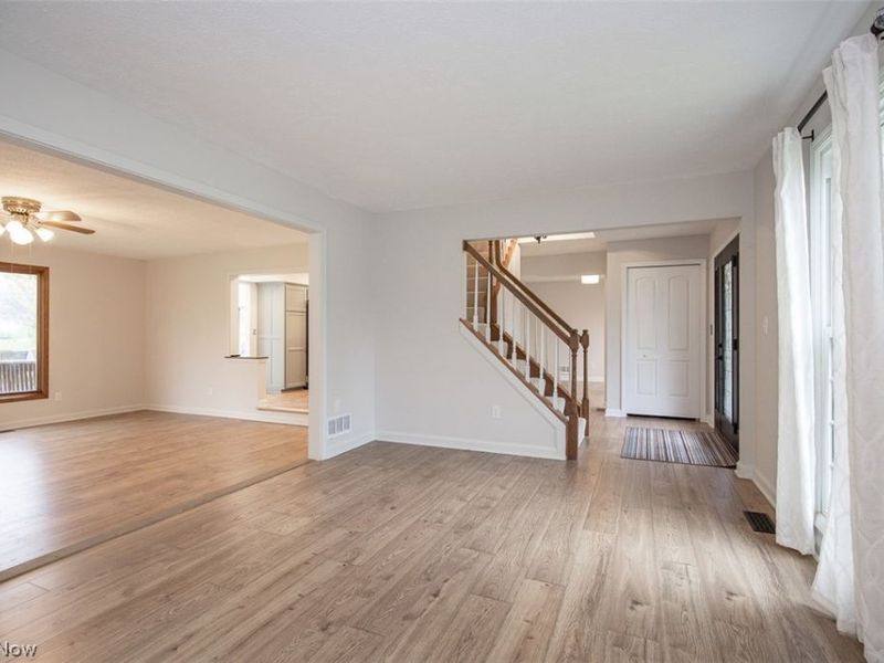 7528 Lakedge Court, Hudson, OH 44236 Photo 8