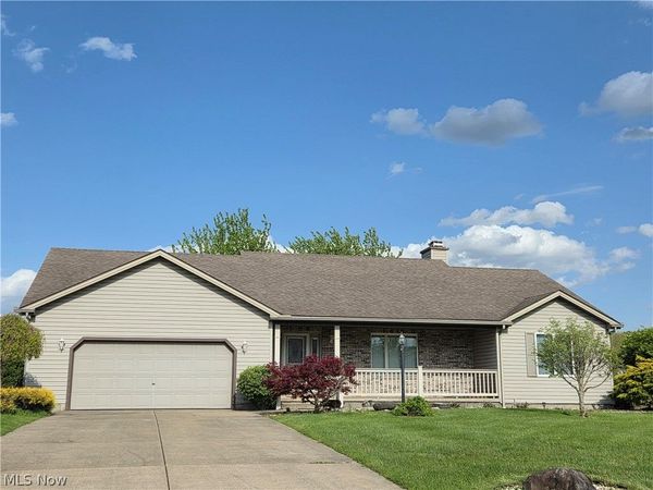 6364 E Harvest Ridge Drive, Austintown, OH 44515
