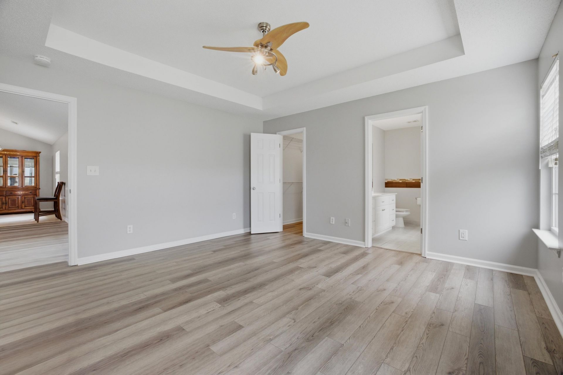 2707 Woodcreek Ln. Photo 18