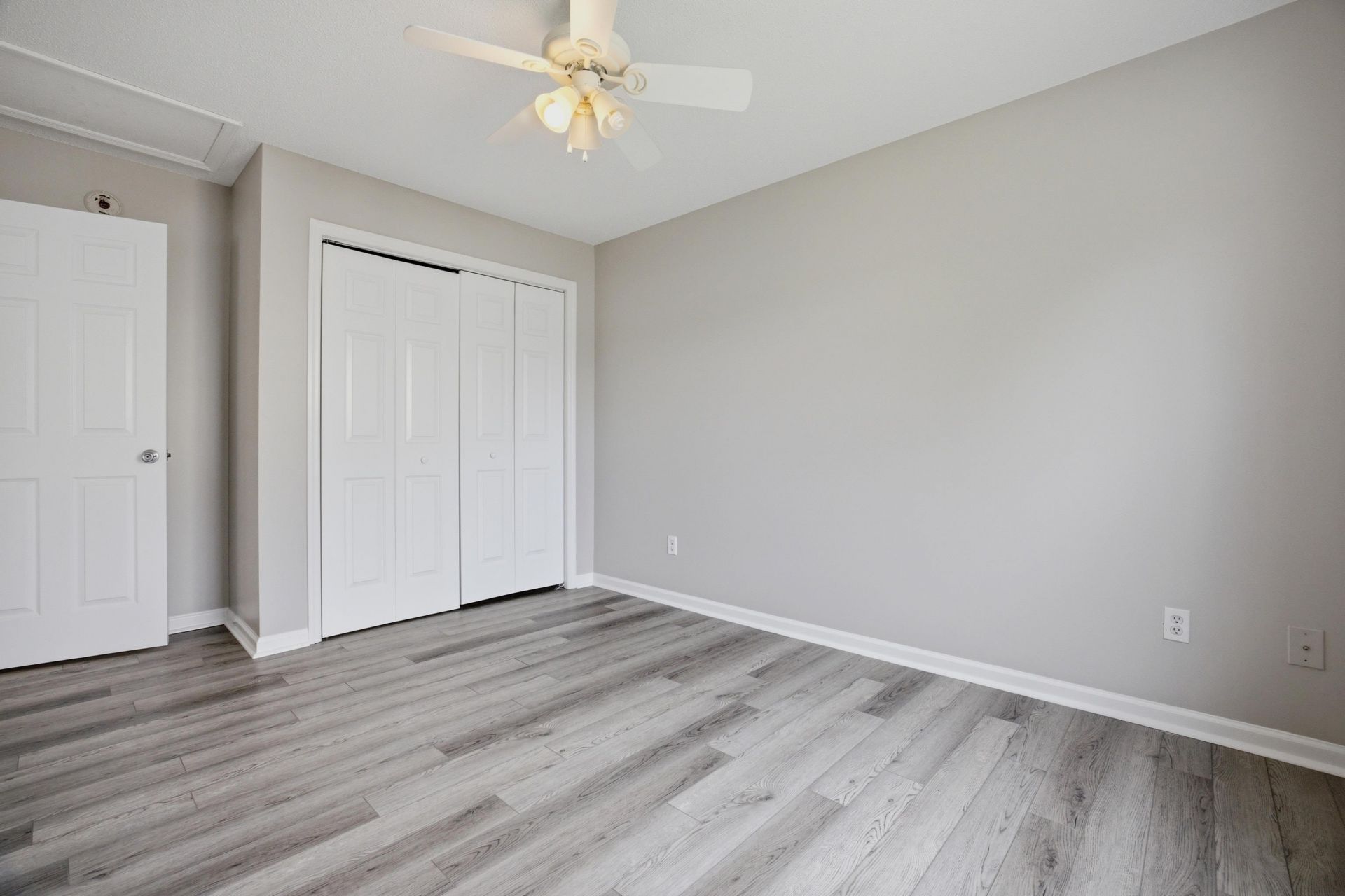 2707 Woodcreek Ln. Photo 25