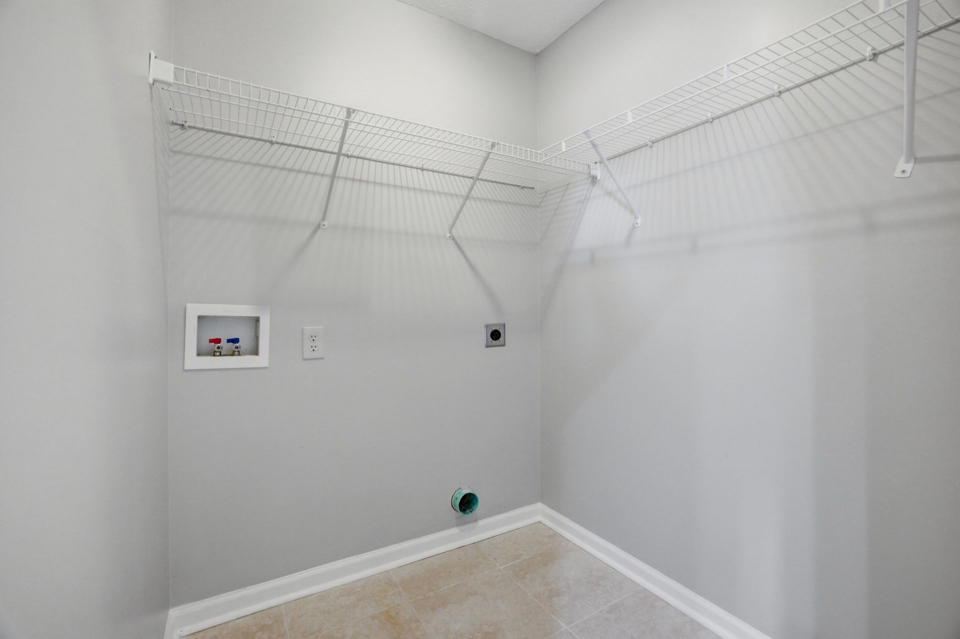 2707 Woodcreek Ln. Photo 27