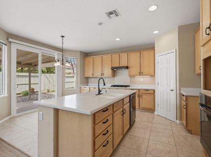 3419 Mas Amilos Way, Sacramento, CA 95835 Photo
