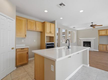 3419 Mas Amilos Way, Sacramento, CA 95835 Photo
