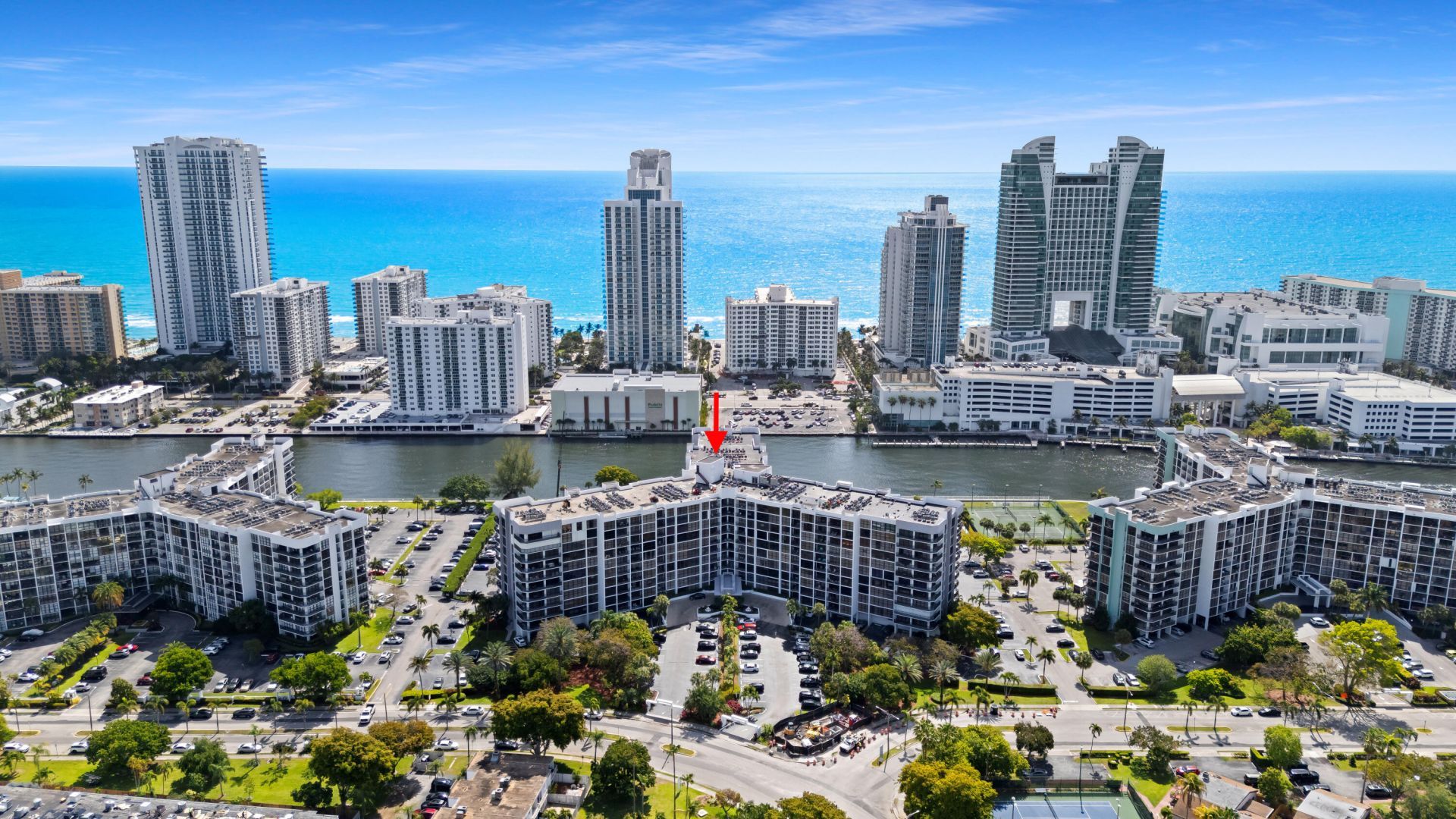 600 Parkview Drive, Unit 1029, Hallandale Beach, FL 33009 Photo