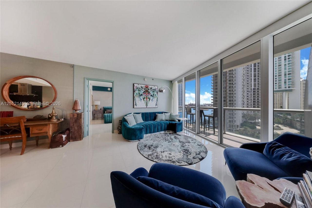 465 Brickell Ave, Unit 1019, Miami, FL 33131 Photo