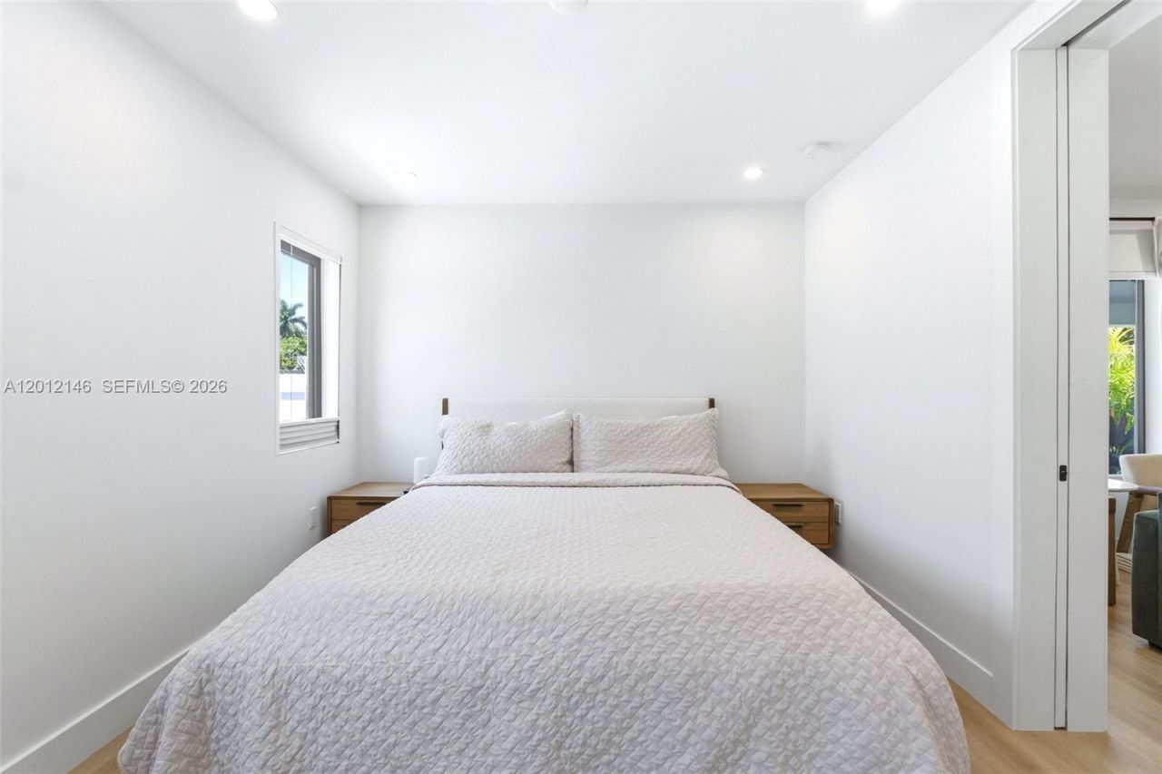 1248 SW 32nd St, Fort Lauderdale, FL 33315 Photo