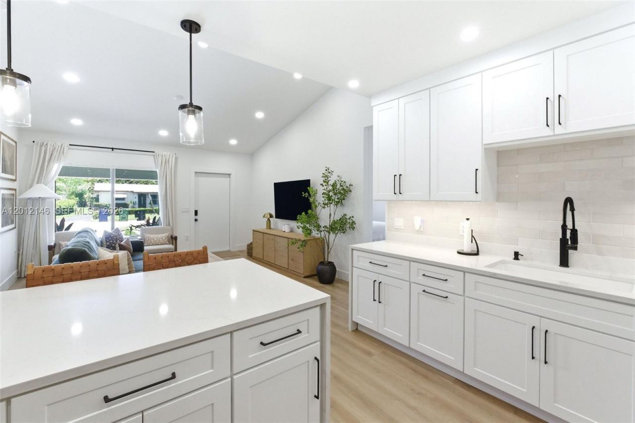 1248 SW 32nd St, Fort Lauderdale, FL 33315 Photo