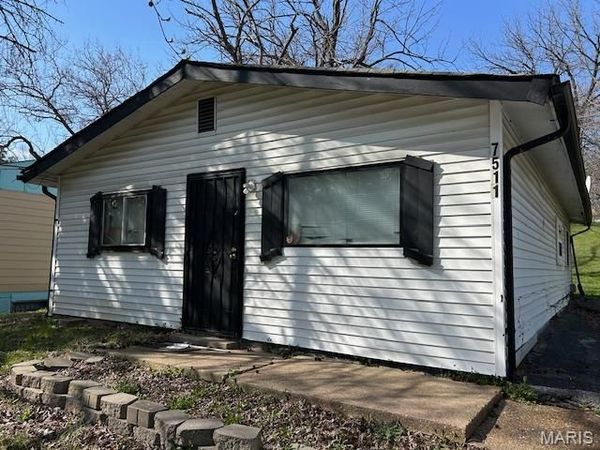 7511 Blanding Drive , Ferguson, MO 63135