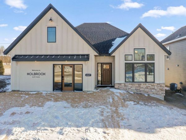 4147 Ramsay Way, Waconia, MN 55387