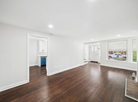 Main Photo