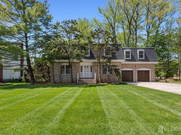 97 Roxy Avenue , Edison, NJ 08820