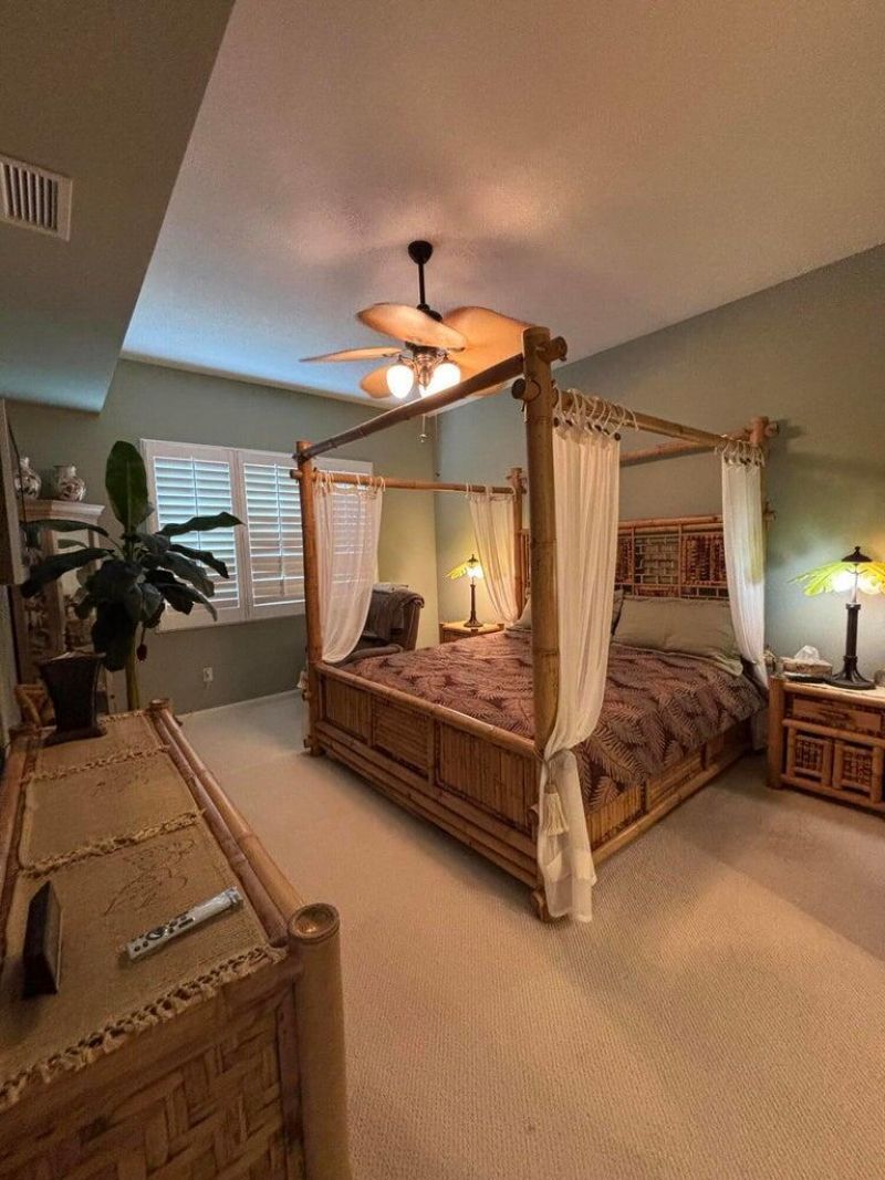 12 Harbour Isle Drive W, Unit 204, Fort Pierce, FL 34949 Photo