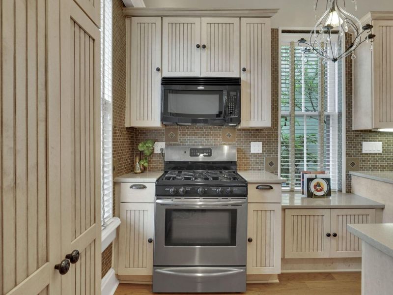581 S 6th Street, Columbus, OH 43206 Photo 9