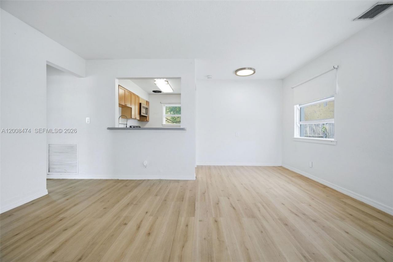 2124 Taylor St , Hollywood, FL 33020 Photo