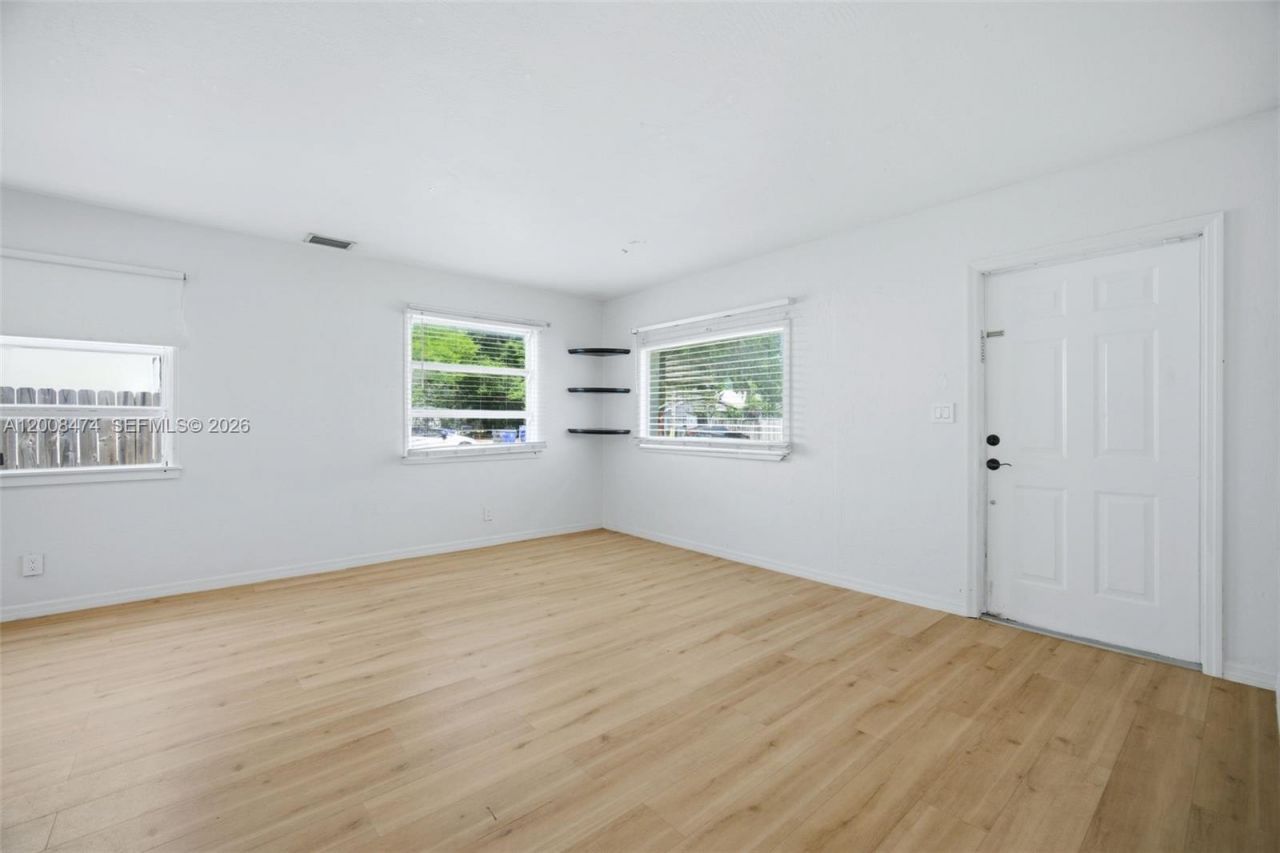 2124 Taylor St , Hollywood, FL 33020 Photo