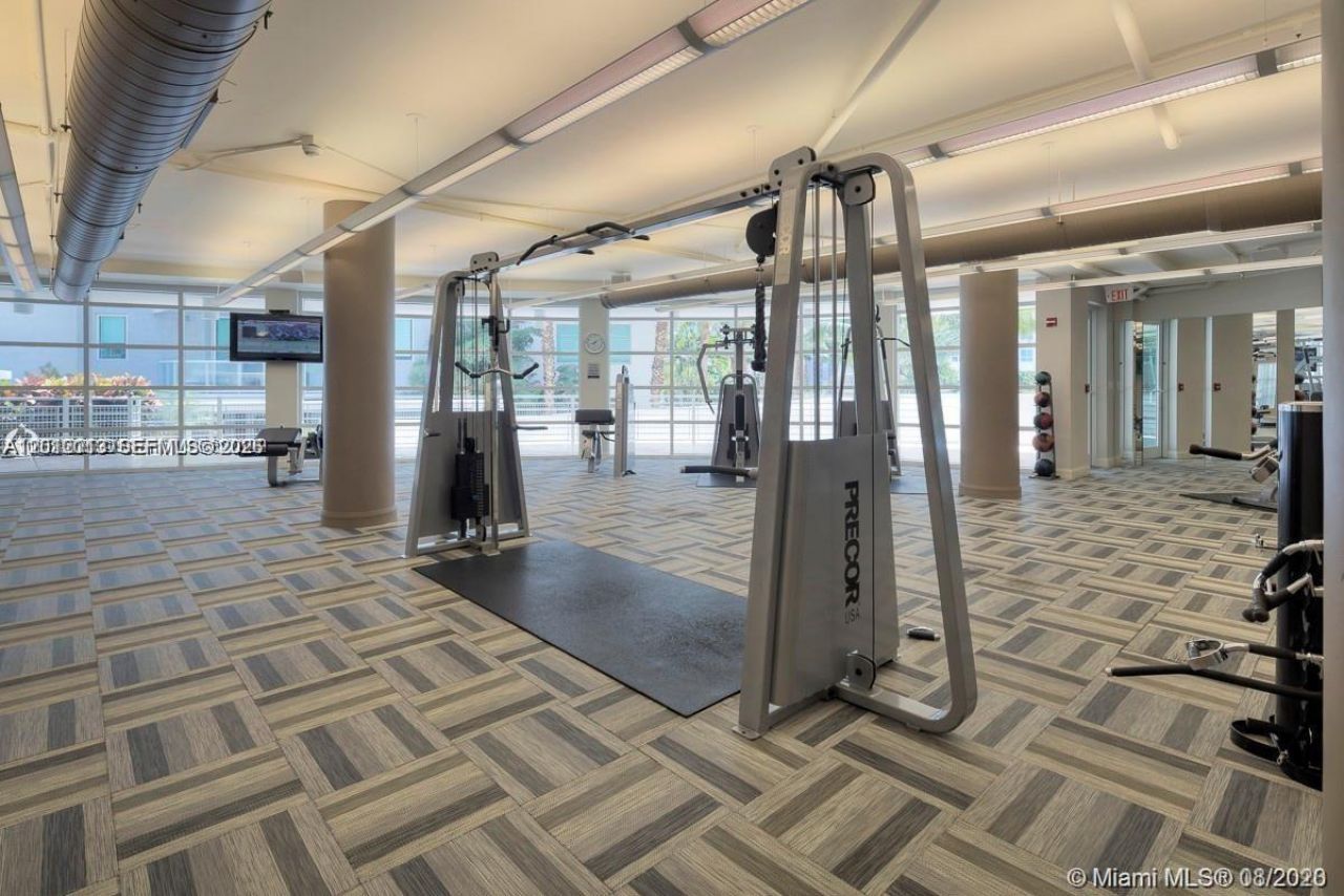 253 NE 2nd St, Unit 3002, Miami, FL 33132 Photo