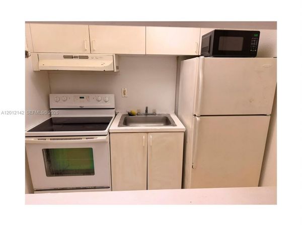 291 NW 177th St , Unit C-208, Miami Gardens, FL 33169
