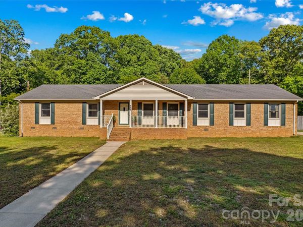 868 Fieldstone Road, Mooresville, NC 28115