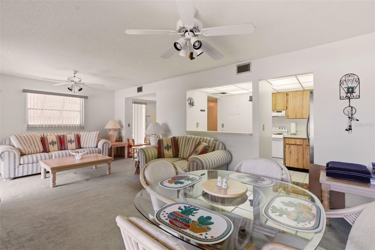 180 Magnolia Woods Court, Unit 15B, Deltona, FL 32725 Photo