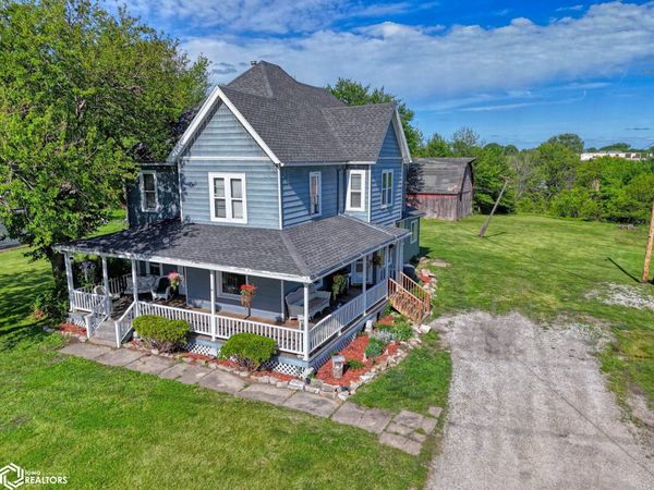 714 S 4Th Street, Chariton, IA 50049