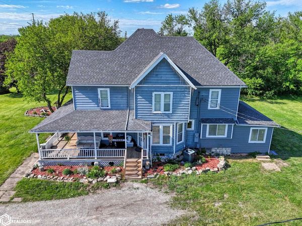 714 S 4Th Street, Chariton, IA 50049