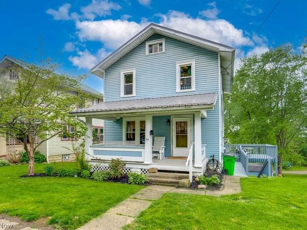 54 S School Street , Millersburg, OH 44654