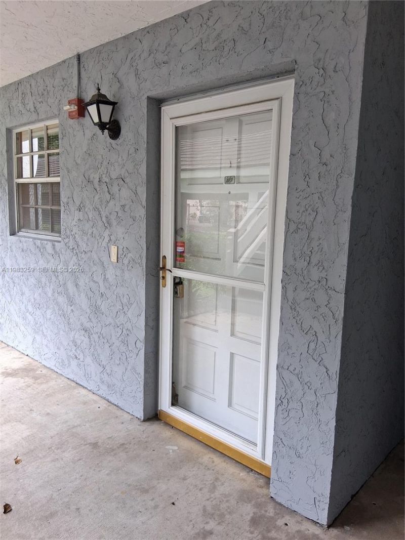 7556 Stirling Rd, Unit 123, Davie, FL 33024 Photo