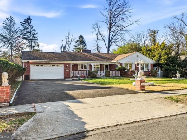 133 CORNWALL AVENUE, TRENTON, NJ 08618